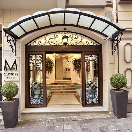 Mirrors Hotel Istanbul Bagian luar foto