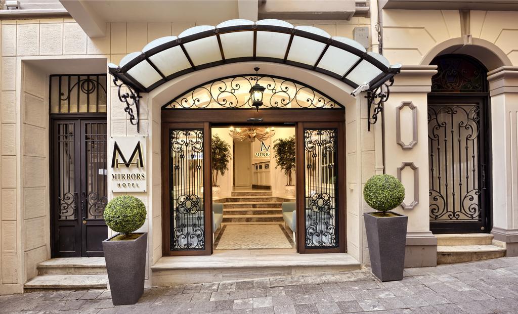 Mirrors Hotel Istanbul Bagian luar foto