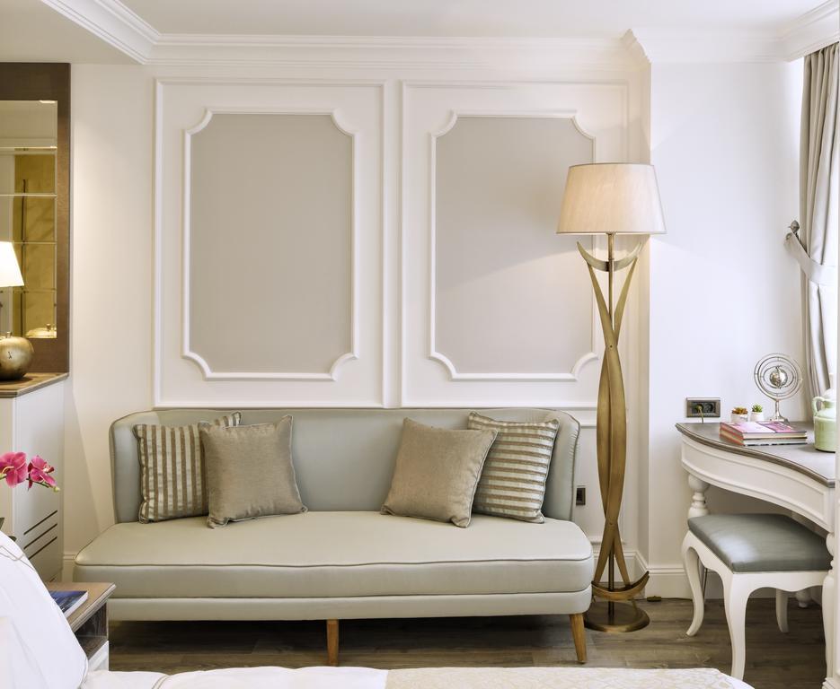 Mirrors Hotel Istanbul Bagian luar foto