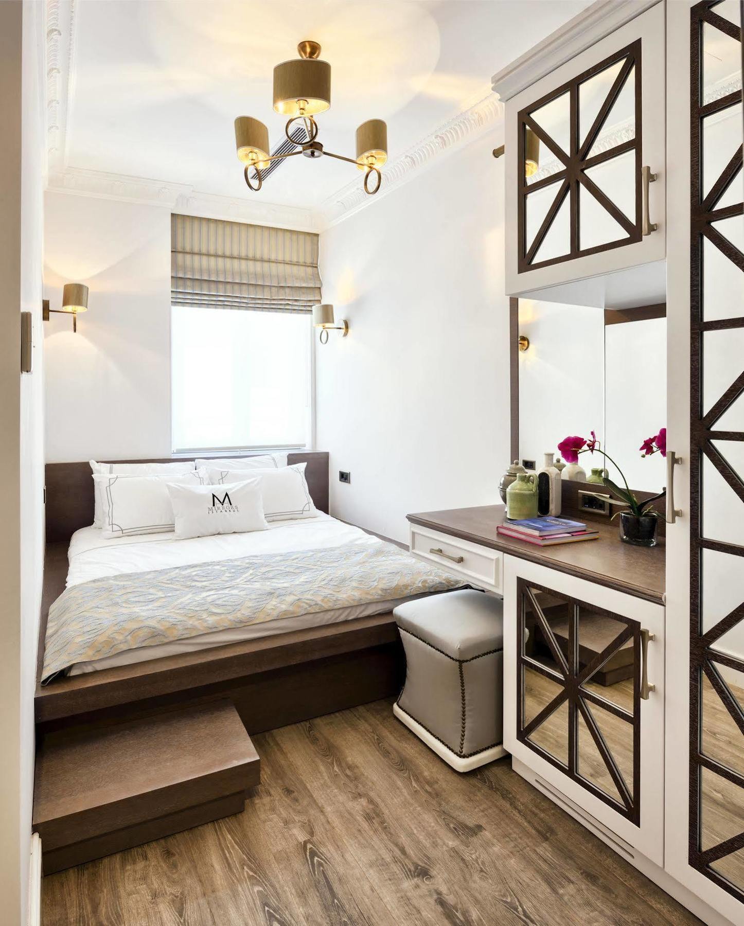 Mirrors Hotel Istanbul Bagian luar foto